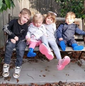 Meet your Posher, Linda